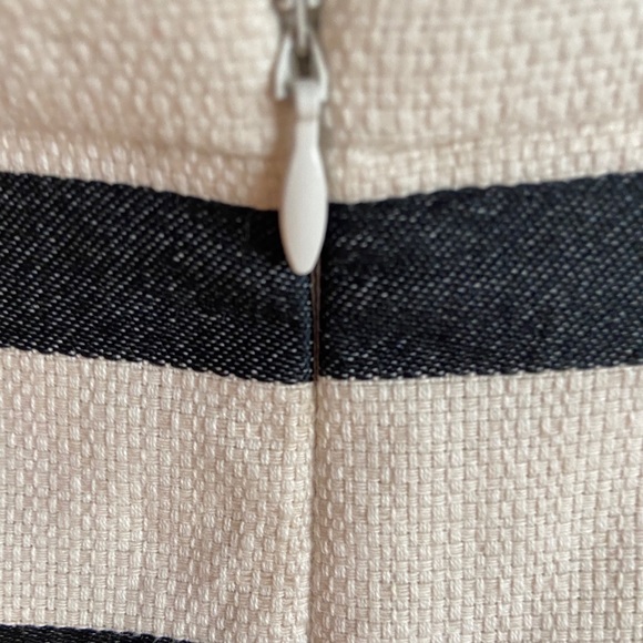 J CREW PENCIL STRAIGHT SKIRT - Picture 4 of 7
